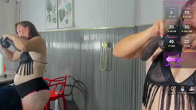 Snapshot of nazly_bigass chatting on February 21, 7:48 pm nazly bigass online show from February 21, 7:48 pm