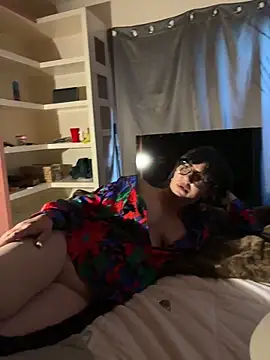 hotjenn7 online show from February 21, 1:06 am