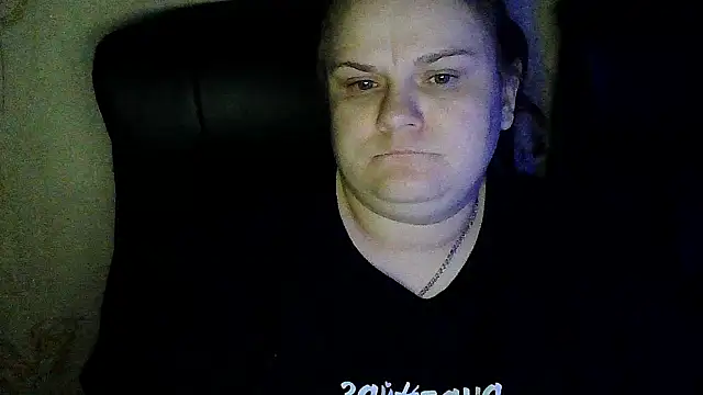 Snapshot of DollyGersoon chatting on February 12, 8:48 pm DollyGersoon online show from February 12, 8:48 pm