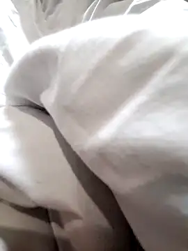 Snapshot of MightyMax20 chatting on February 23, 12:24 pm MightyMax20 online show from February 23, 12:24 pm