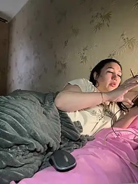 Snapshot of Naughtgirl_2026 chatting on February 14, 2:14 pm Naughtgirl 2026 online show from February 14, 2:14 pm