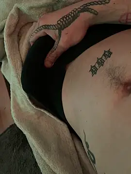 Piratee666 online show from February 5, 2:38 am