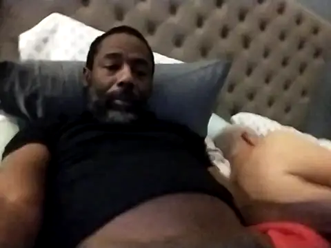 Snapshot of Joecool1009 chatting on February 3, 7:35 am Joecool1009 online show from February 3, 7:35 am