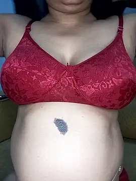 Snapshot of Miss-Prity chatting on February 28, 5:14 pm Miss-Prity online show from February 28, 5:14 pm