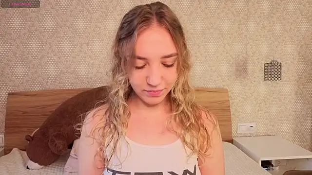 alice charm  online show from June 12, 7:29 am