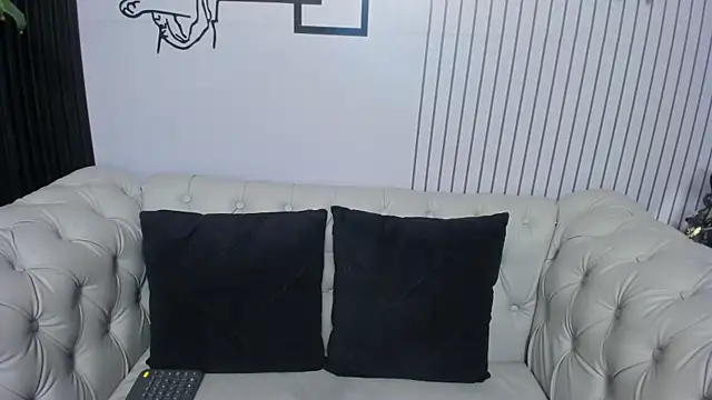 sophie bonny online show from February 27, 11:21 am