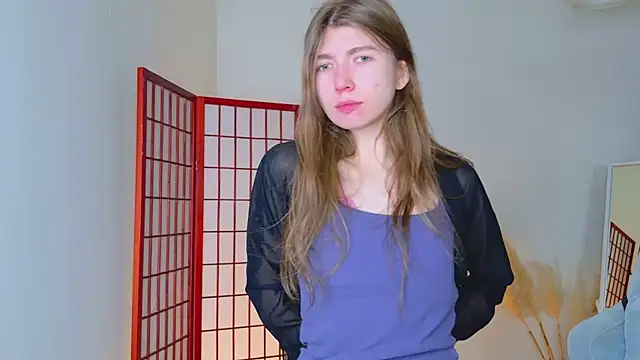 Snapshot of Bubble_Chloe chatting on February 5, 6:07 am Bubble Chloe online show from February 5, 6:07 am