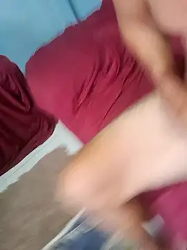 Snapshot of Safadoserio01 chatting on February 17, 12:23 pm Safadoserio01 online show from February 17, 12:23 pm