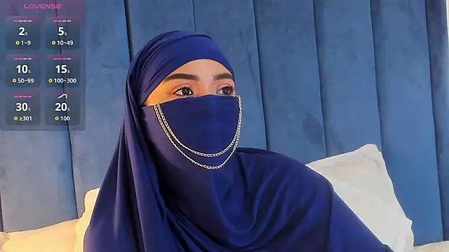 fatimarab   online show from February 24, 3:26 am