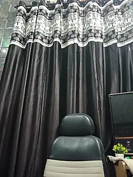 MrCurioX online show from March 14, 3:17 pm