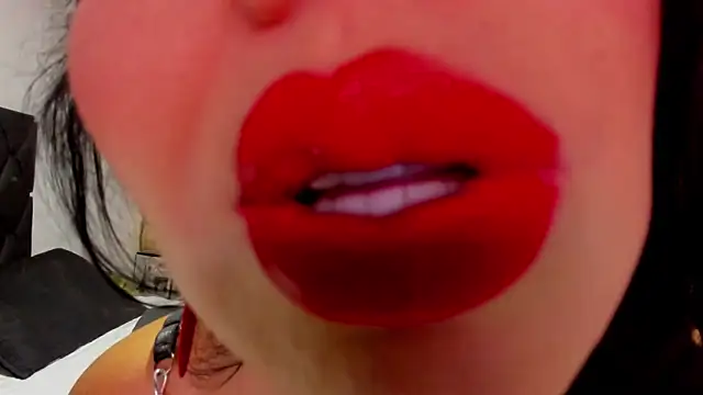 LINDA BLER online show from April 12, 8:14 pm