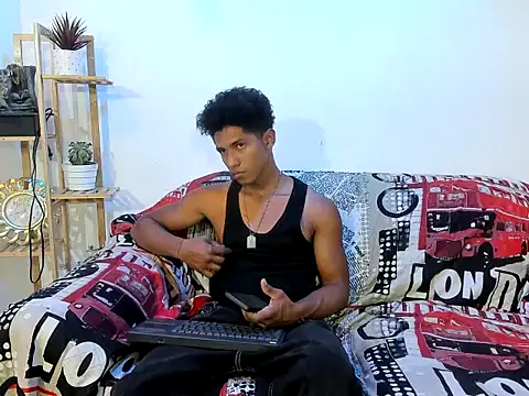 Yoel hot2004 online show from February 12, 7:53 pm