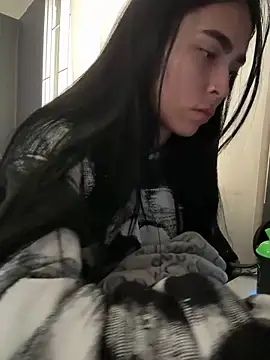 Snapshot of Sara_Fernandez_ chatting on February 24, 2:15 pm Sara Fernandez online show from February 24, 2:15 pm