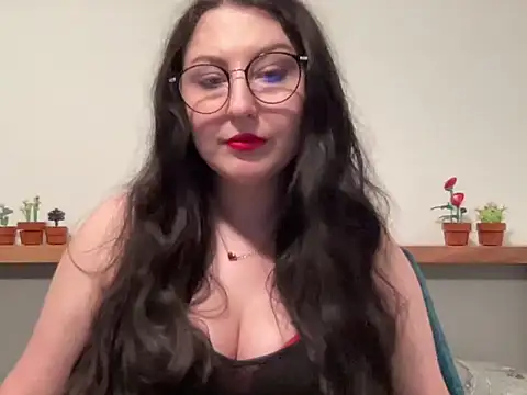 Snapshot of DorothyJoy chatting on February 16, 7:10 pm DorothyJoy online show from February 16, 7:10 pm