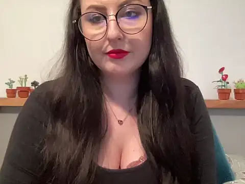 Snapshot of DorothyJoy chatting on February 17, 1:18 pm DorothyJoy online show from February 17, 1:18 pm