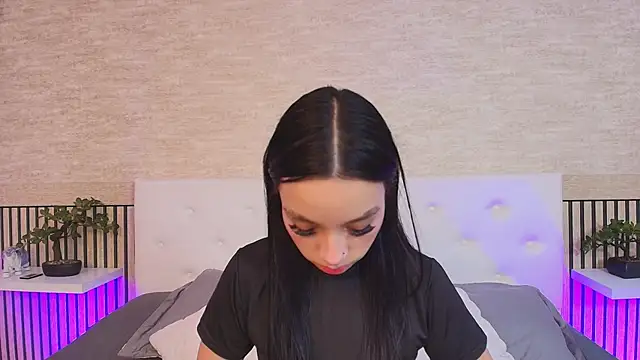 Snapshot of Elizabeth_Ferrer chatting on February 25, 11:53 am Elizabeth Ferrer online show from February 25, 11:53 am