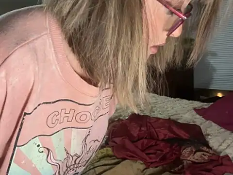 BrookiesLife online show from February 15, 2:19 am