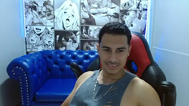 Snapshot of Mike_Conors chatting on February 10, 1:53 am Mike Conors online show from February 10, 1:53 am