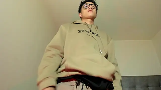 Adonibaskerville4 online show from March 28, 1:54 pm