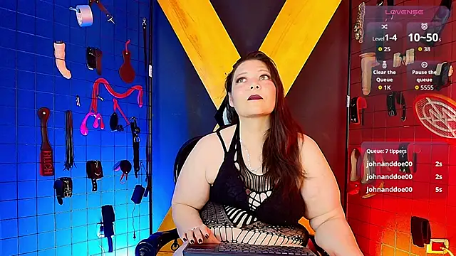 Snapshot of Judith_Mature_bdsm chatting on February 10, 3:32 am Judith Mature bdsm online show from February 10, 3:32 am