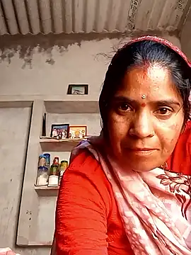 Snapshot of Hot_ras28 chatting on February 7, 7:12 am Hot ras28 online show from February 7, 7:12 am