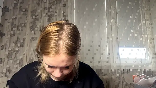 Snapshot of LedAffinity chatting on March 3, 8:42 am LedAffinity online show from March 3, 8:42 am