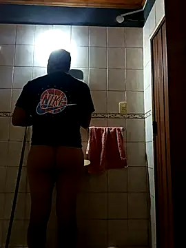 Snapshot of gordorichard chatting on February 27, 2:22 am gordorichard online show from February 27, 2:22 am