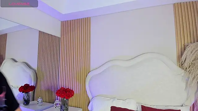 Snapshot of rebeca_taylor chatting on February 7, 3:32 am rebeca taylor online show from February 7, 3:32 am