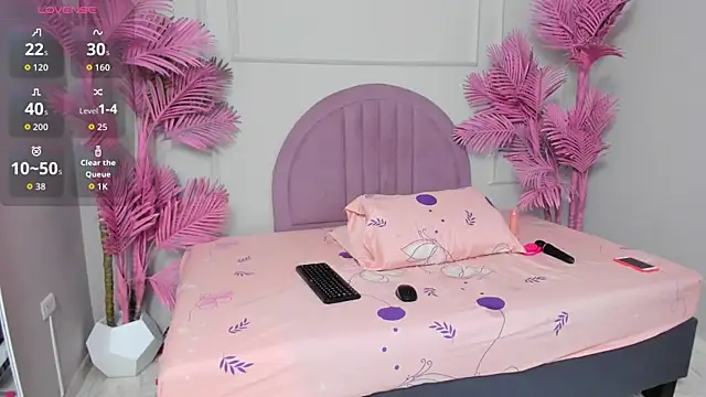 Snapshot of Nalapalmer chatting on March 3, 3:34 am Nalapalmer online show from March 3, 3:34 am