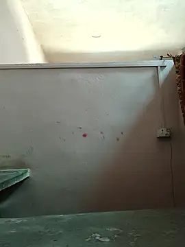Snapshot of Kitti-Sharma chatting on May 4, 5:58 am Kitti-Sharma online show from May 4, 5:58 am