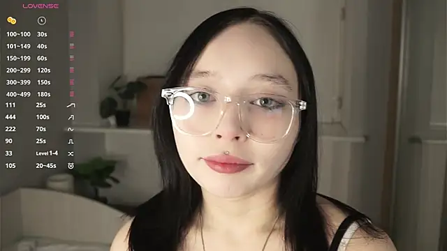 Snapshot of HannaHayles chatting on February 13, 6:15 pm HannaHayles online show from February 13, 6:15 pm