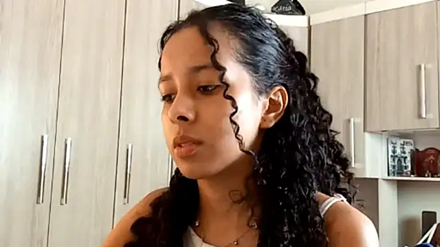 KayleenStoyanoff online show from February 8, 4:10 pm