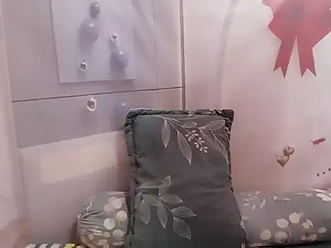 Hello-Kitty001 online show from March 2, 5:30 am