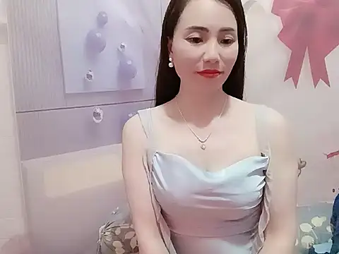 Hello-Kitty001 online show from March 5, 1:51 pm