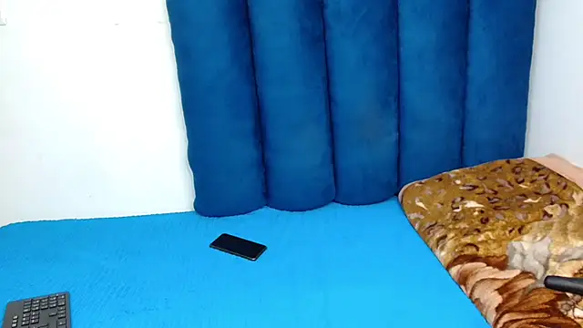 ForeverSexy  online show from March 20, 3:50 pm