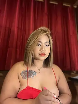 Snapshot of vien_pussy69 chatting on July 8, 5:06 pm vien pussy69 online show from July 8, 5:06 pm