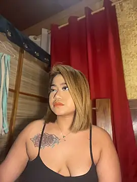 Snapshot of vien_pussy69 chatting on July 16, 3:40 pm vien pussy69 online show from July 16, 3:40 pm