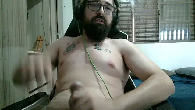 Redlovecouple online show from March 1, 3:58 pm