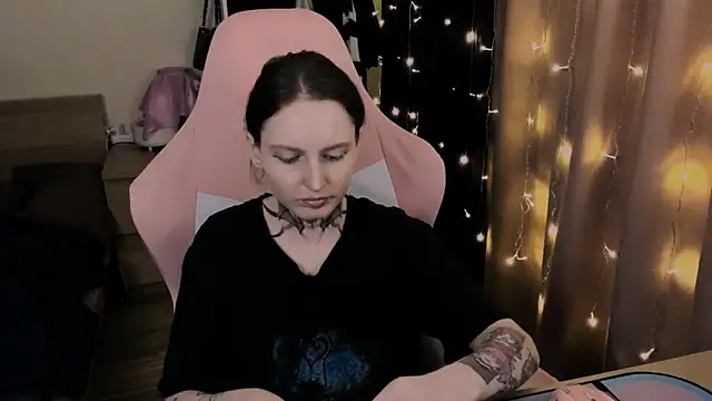 Onyxix online show from March 11, 6:36 pm