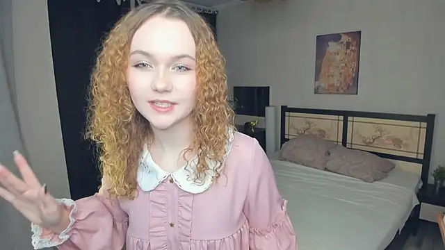 Snapshot of PaulFalha chatting on February 9, 5:39 pm PaulFalha online show from February 9, 5:39 pm