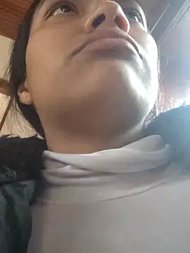 Snapshot of Julieta_Parker chatting on February 16, 7:32 pm Julieta Parker online show from February 16, 7:32 pm