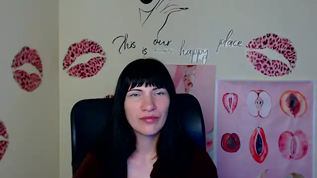 Snapshot of Rosalinda_ro chatting on May 22, 6:09 am Rosalinda ro online show from May 22, 6:09 am
