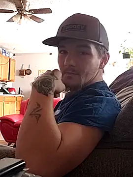 Snapshot of Horus1922 chatting on February 6, 6:55 pm Horus1922 online show from February 6, 6:55 pm