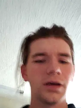 Snapshot of Horus1922 chatting on February 20, 2:17 pm Horus1922 online show from February 20, 2:17 pm