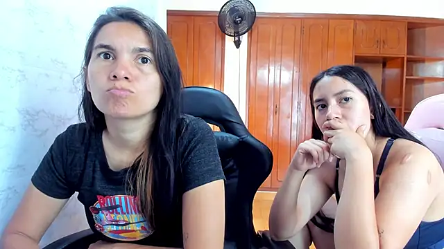 Emily and Soffy online show from March 4, 12:11 pm