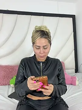 Angelicalove07 online show from February 18, 10:17 pm