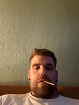 Snapshot of Bashard chatting on May 28, 8:17 pm Bashard online show from May 28, 8:17 pm