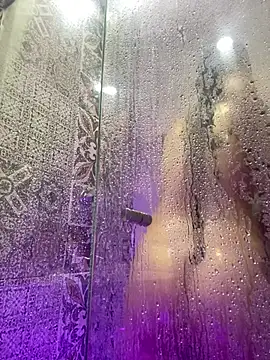 Snapshot of Mia_rivers__ chatting on March 1, 11:12 am Mia rivers online show from March 1, 11:12 am