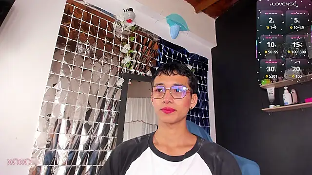 Snapshot of _Josh_Moon_ chatting on February 28, 3:46 pm Josh Moon online show from February 28, 3:46 pm