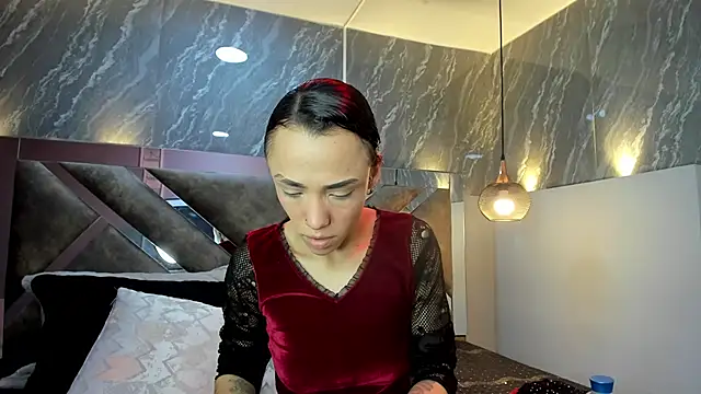 CharlotteKravizz online show from February 15, 6:59 pm